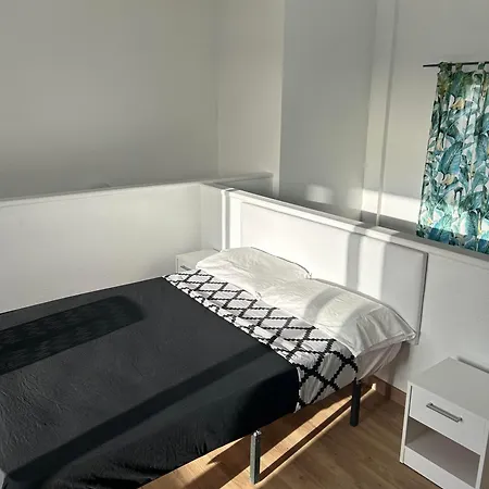Alondra Park Apartment